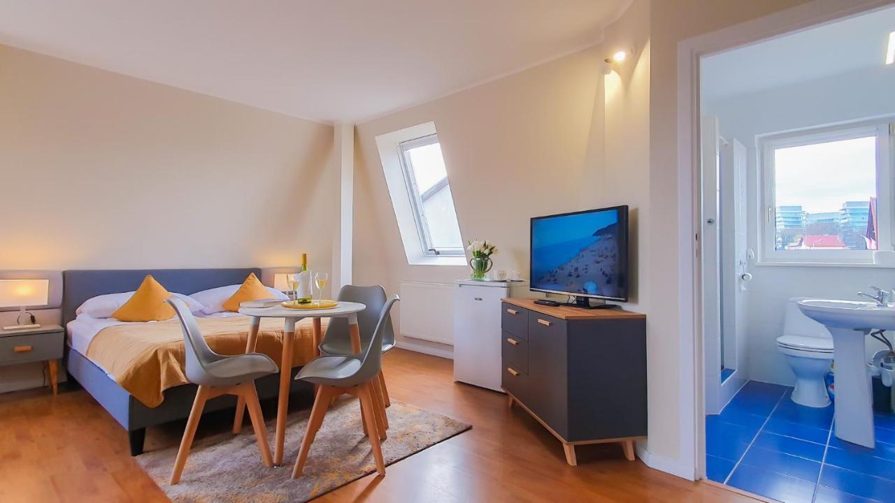 Villa Elefant 米兹多洛杰 外观 照片